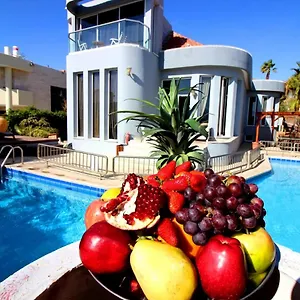 Custo Club Guest house Eilat